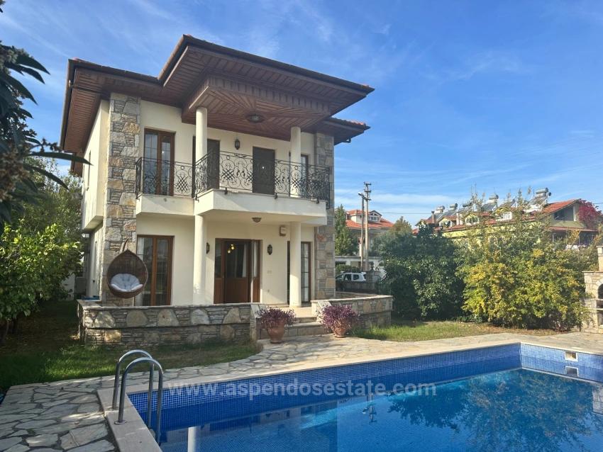 4+1 Villa Zum Verkauf Auf Einem 500 M² Großen Grundstück In Der Nähe Des Zentrums Von Dalyan