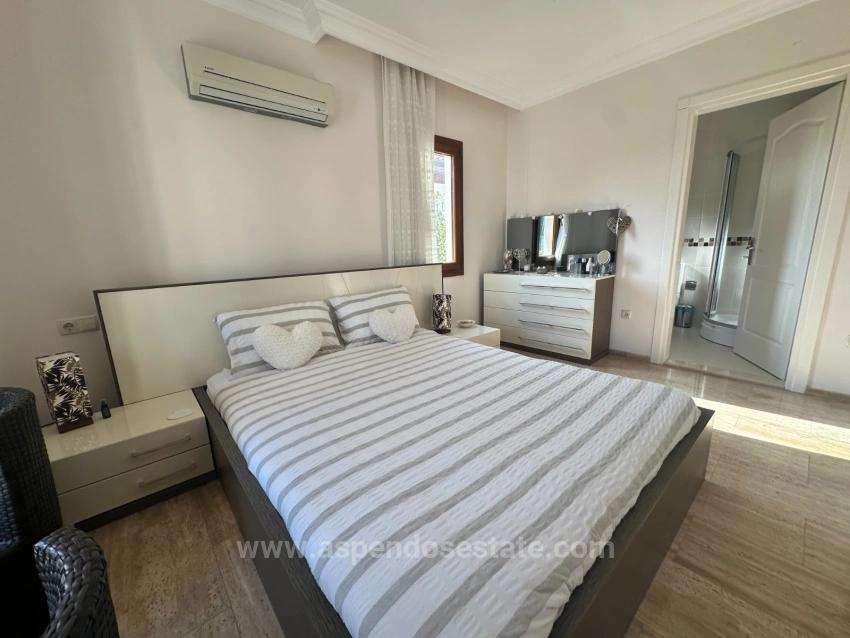 4+1 Villa Zum Verkauf Auf Einem 500 M² Großen Grundstück In Der Nähe Des Zentrums Von Dalyan