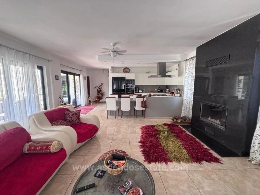 5+1 Villa Zum Verkauf Auf Einem 980 M² Großen Grundstück An Der Ecke In Dalyan Maraş