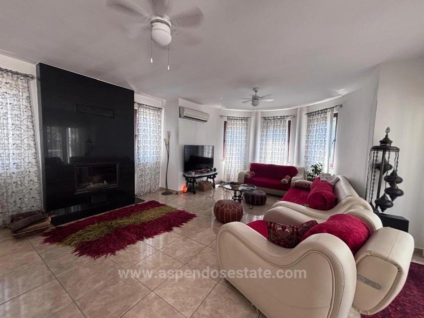 5+1 Villa Zum Verkauf Auf Einem 980 M² Großen Grundstück An Der Ecke In Dalyan Maraş