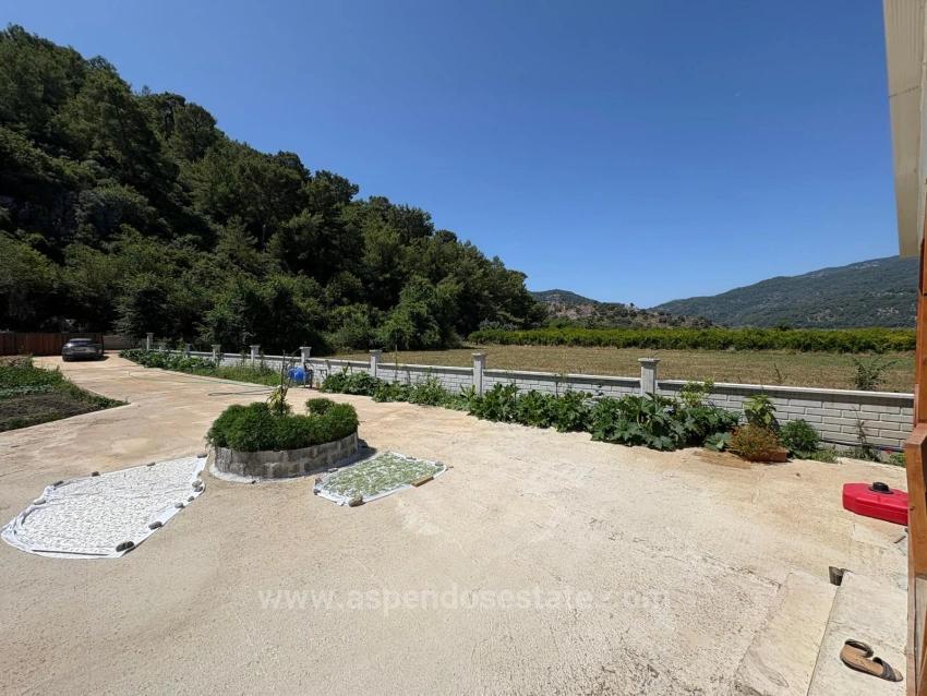 Freistehendes Holzhaus Mit 120 M² Wohnfläche Auf Einem 2500 M² Großen Grundstück In Der Gegend Von Dalyan Karadağ