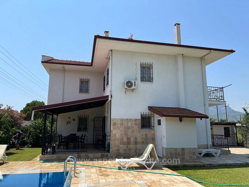 Eckgrundstück, 600 M², 3+1 Villa In Dalyan Zu Verkaufen.