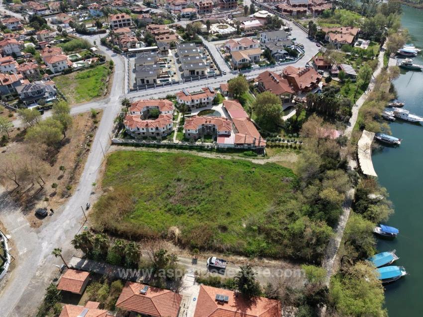 2600 M² Großes Grundstück In Dalyan Gülpınar, Direkt Am Kanal Gelegen, Mit 20% Tourismuszonierung Zu Verkaufen.