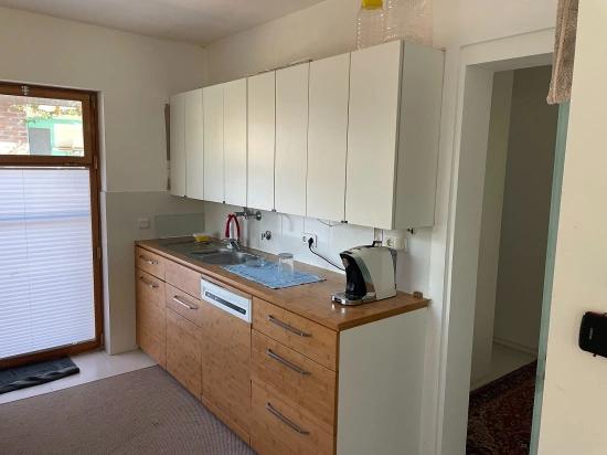 Freistehendes, Eingeschossiges Haus Auf Einem 2882 M² Großen Grundstück In Eskiköy Zu Verkaufen.