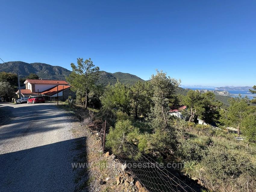 1000M2 Land For Sale With Sea View In Gökbel Village Residential Area