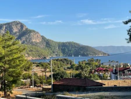 Land For Sale In Ekincik With Sea View 420M2 Zoned