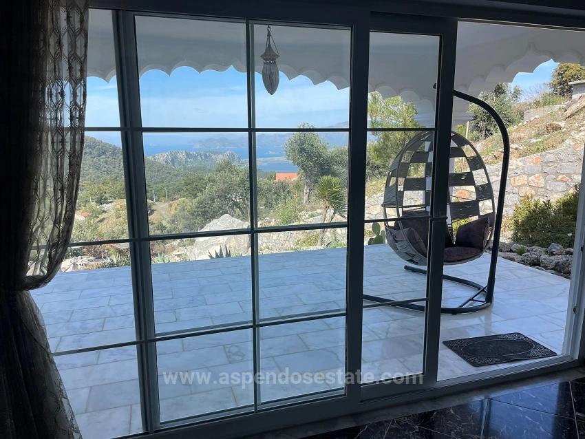 Продается Vip-Вилла В Гёкбеле, На Участке Площадью 5000 М2 С Полным Видом На Море.