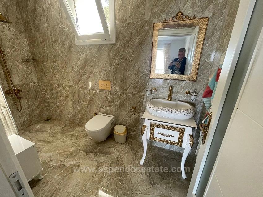 Продается Vip-Вилла В Гёкбеле, На Участке Площадью 5000 М2 С Полным Видом На Море.