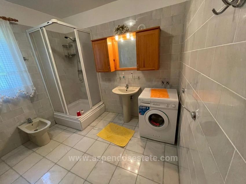 Çandır'da Deniz Ve Göl Manzaralı 5+2 Satılık Villa