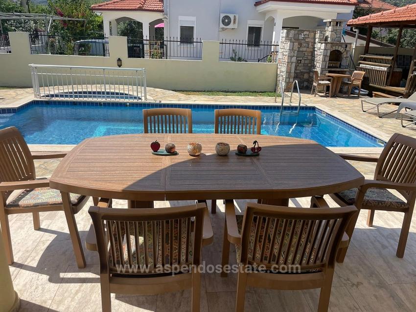 Dalyan Maraş'da Kral Mezarları Manzaralı Satılık Villa