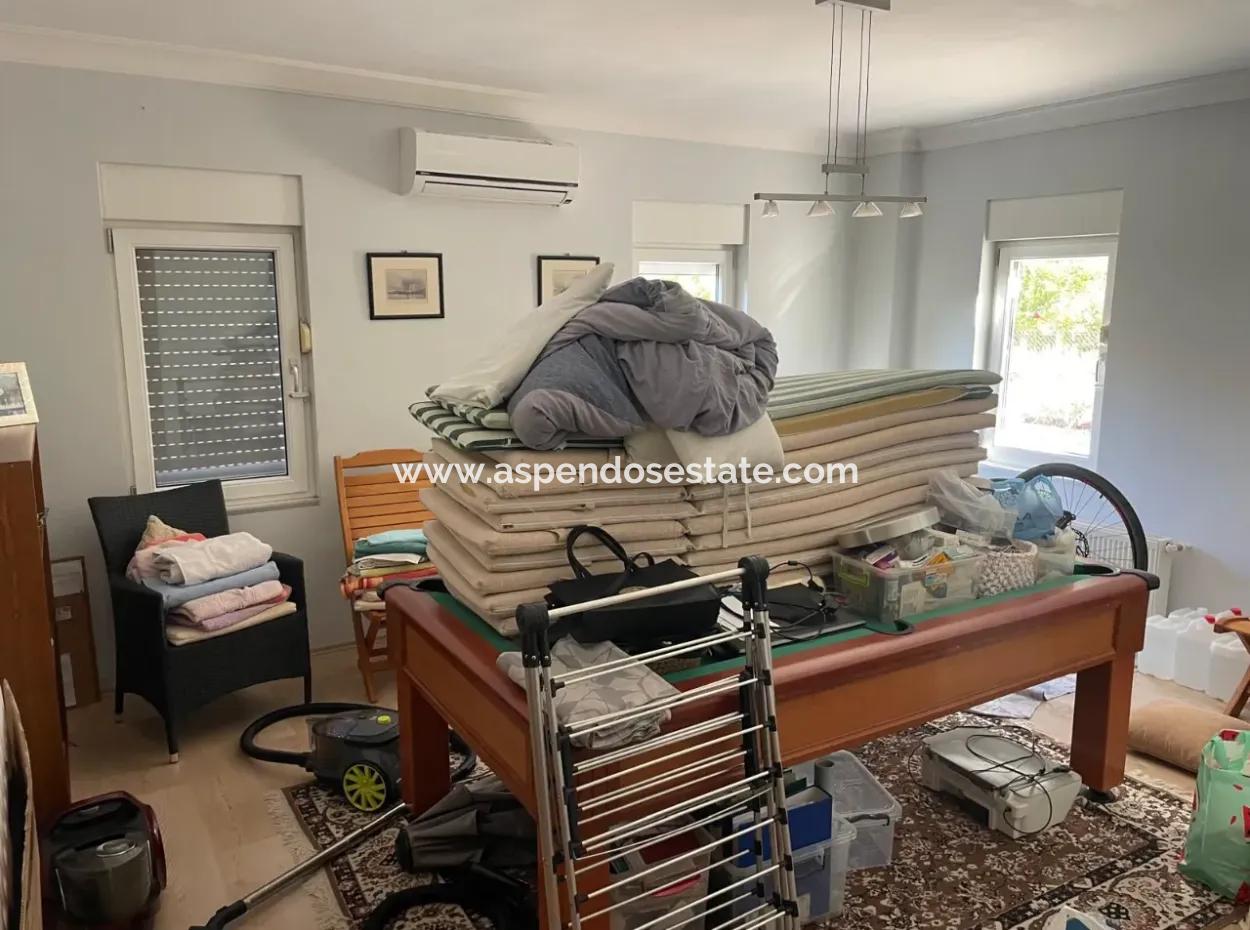 Dalyan Gülpınar'da 6000M2 Arsa İçerisinde 4+2 Satılık Villa