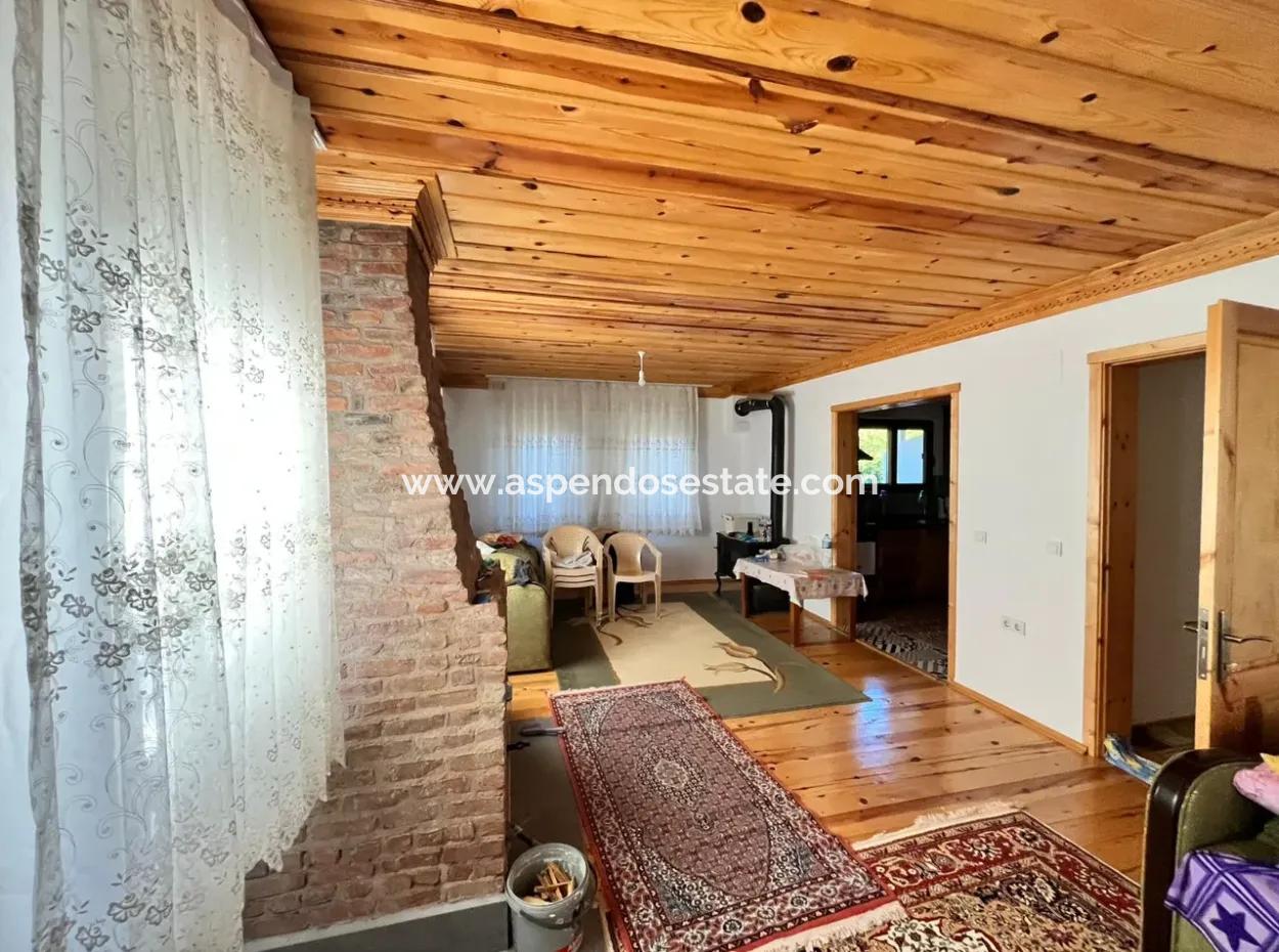 Çandır'da 5000M2 Arsa İçinde Satılık Tek Katlı Ev