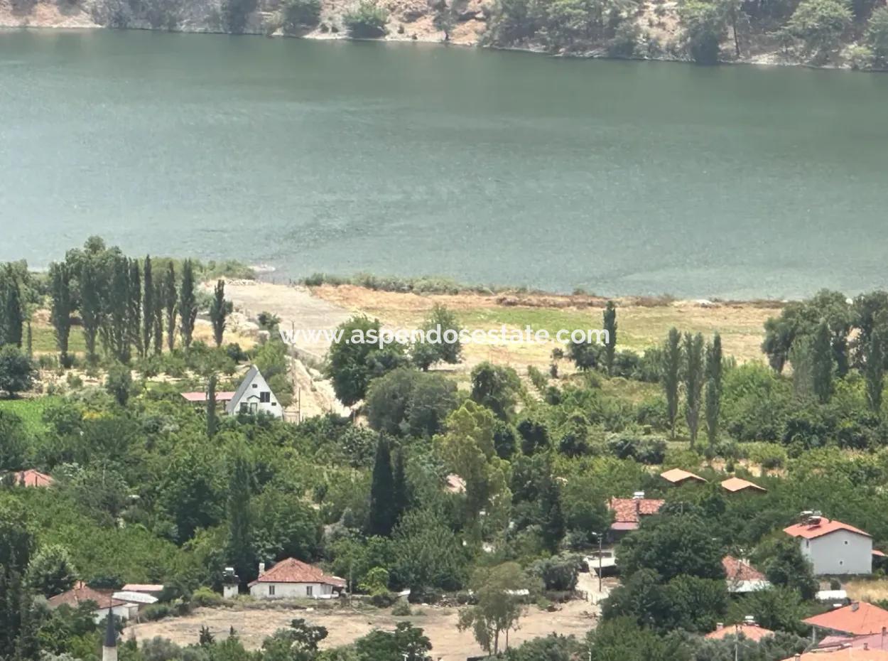 Çandır'da Göl Deniz Manzaralı Satılık Arsa