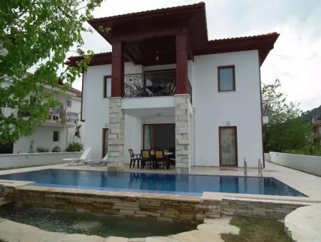 Dalyan Satılık Villa Dalyanda 388M2 Arsa İçinde Lüks Yapılmış 4+1 Satılık Villa For Sale Kelepir