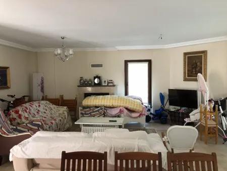 Dalyan'da 575M2 Arsa İçinde 4+1 Satılık Villa